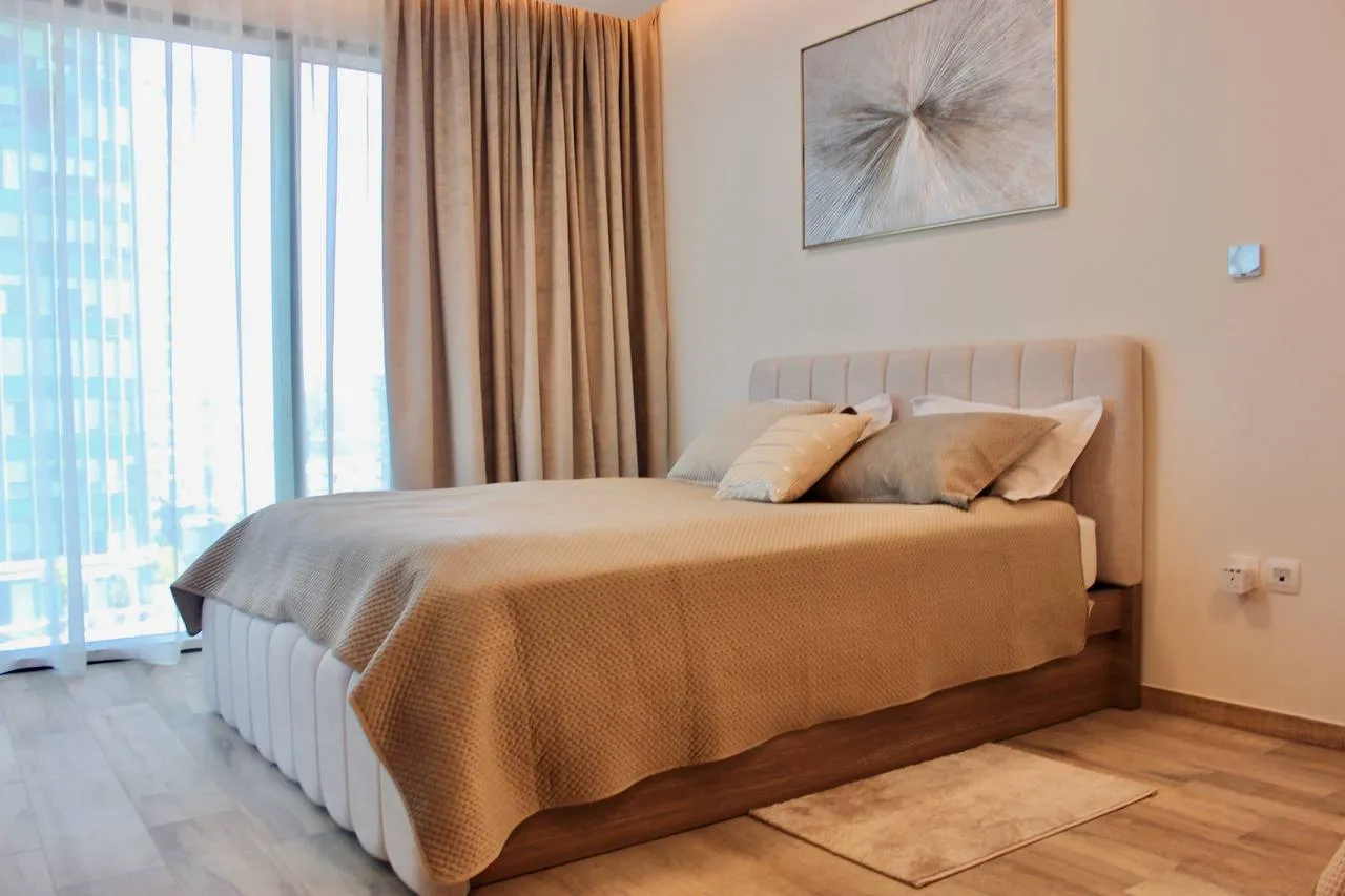 Royale Suites Interior